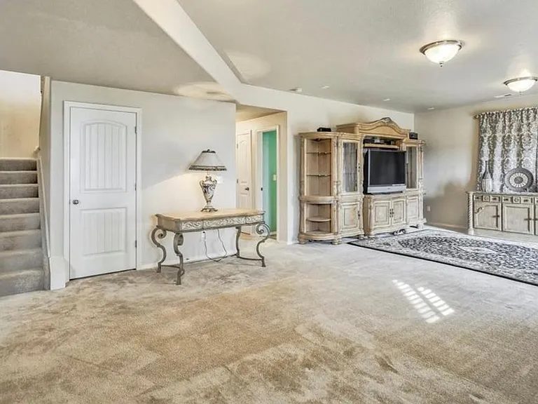 10382 Capital Peak Way — Photo 11