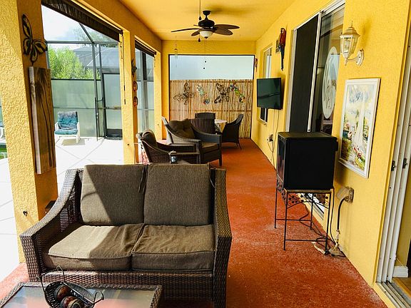 4th image of 1275 Seasons Blvd