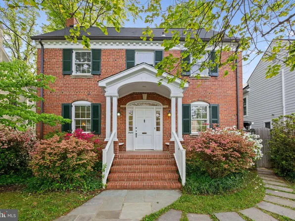 7820 Custer Rd, Bethesda, MD 20814