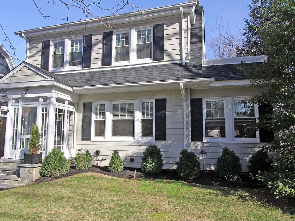 8 Oakland Ter, Maplewood, NJ