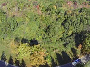 2544 Pond Vallee Dr, Oakland, MI 48363