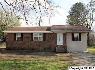 324 School St, Valley Head, AL 35989