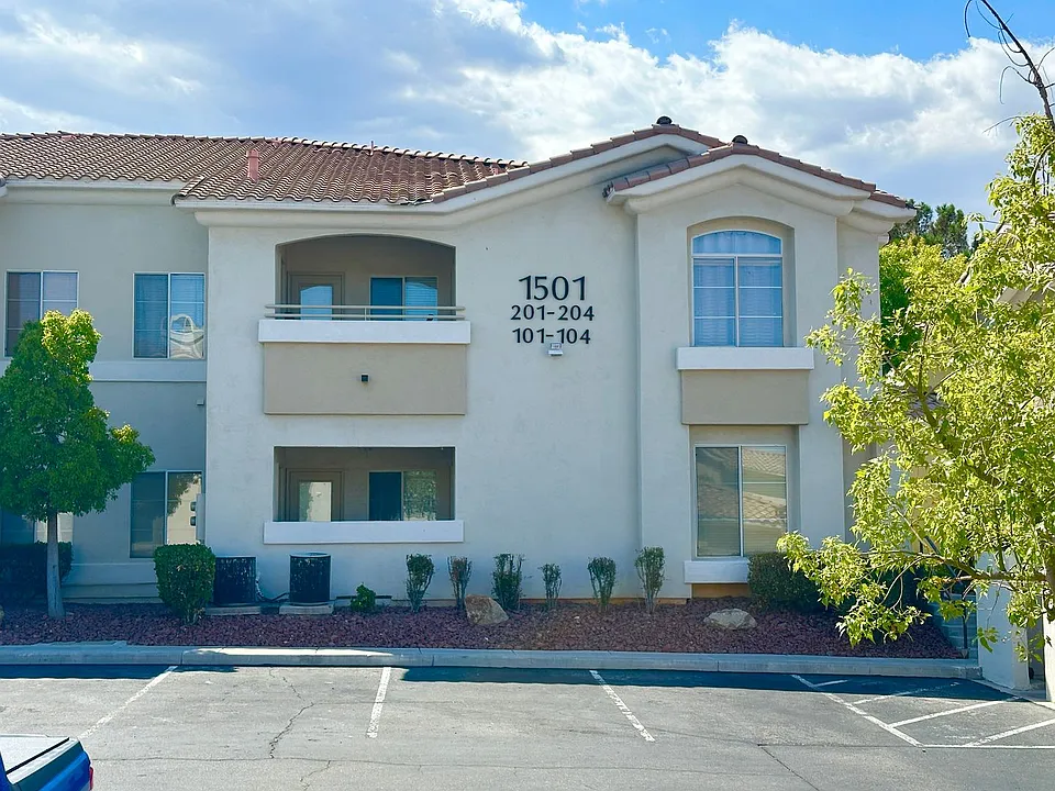1501 Cardinal Peak Ln #202