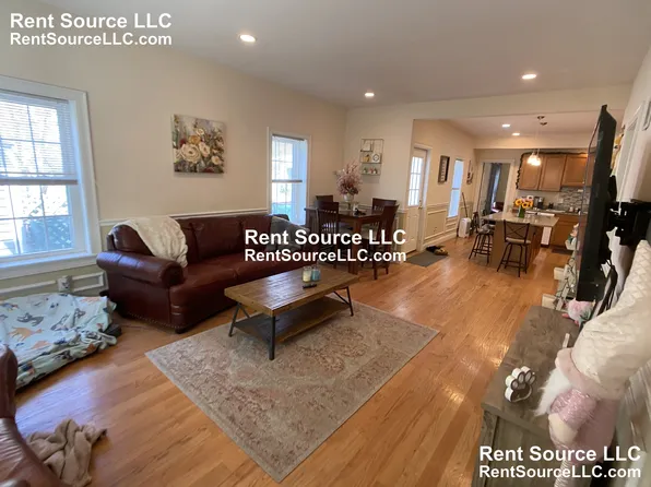 21 Gilman St, Somerville, MA 02145