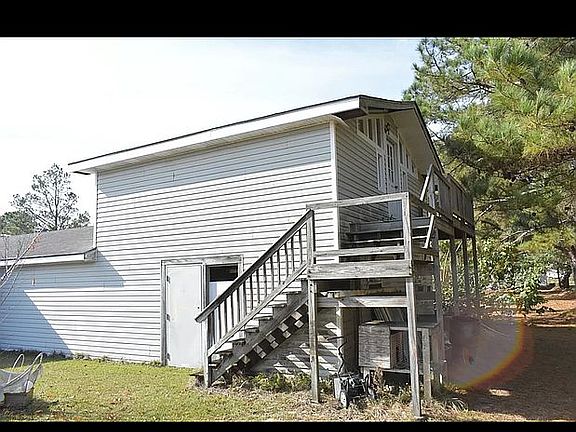 2nd image of 1229 NE Maryann Prescott Rd