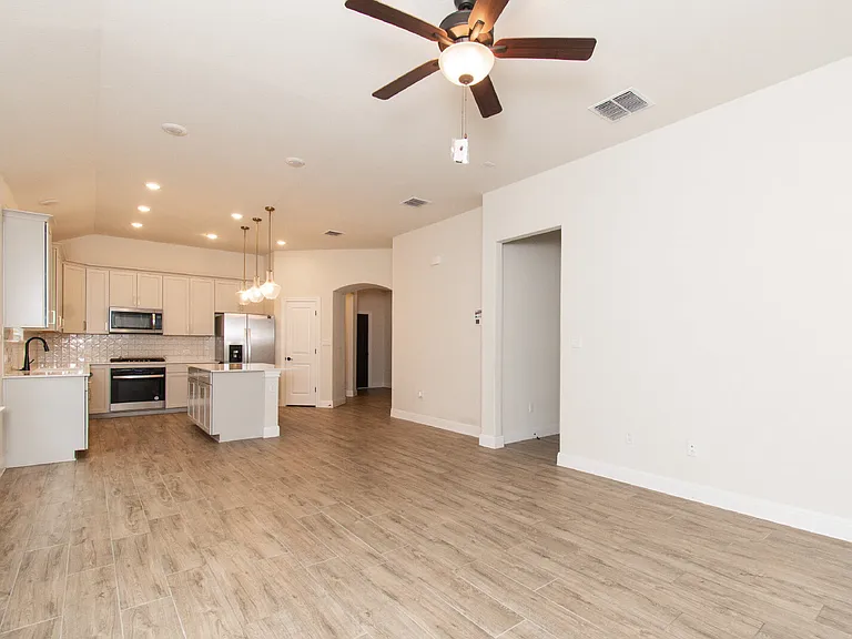 250 Sugar Cane Rd — Photo 3