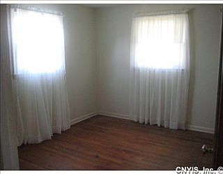 5th image of 4528 Wilcox Pl