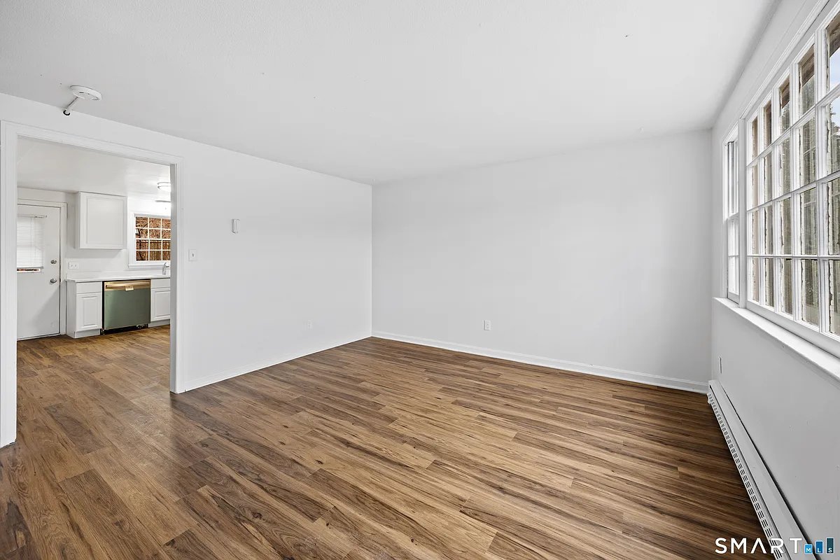 Building Photo - 9 Maple Ave #B