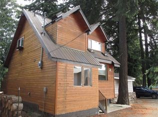 525 1st St, Easton, WA 98925