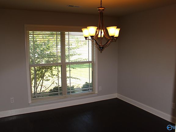4th image of 118 Diamond Head Cir