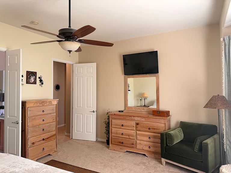 3925 N Monument Dr — Photo 23