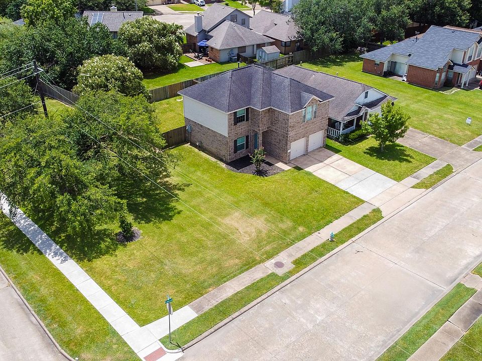 1st image of 101 Cacao St