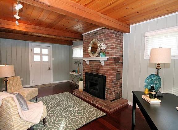 5th image of 826 Glendower Dr