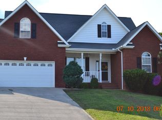 225 N Glen Rd, Maynardville, TN 37807