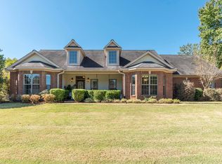 228 Brook Ave, Starkville, MS 39759