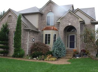 29396 Jennifer Dr, Chesterfield, MI 48051