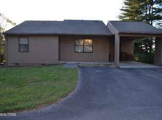 8709 Olde Colony Trl APT 3, Knoxville, TN 37923