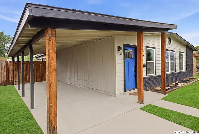 435 Creath Pl — Photo 3