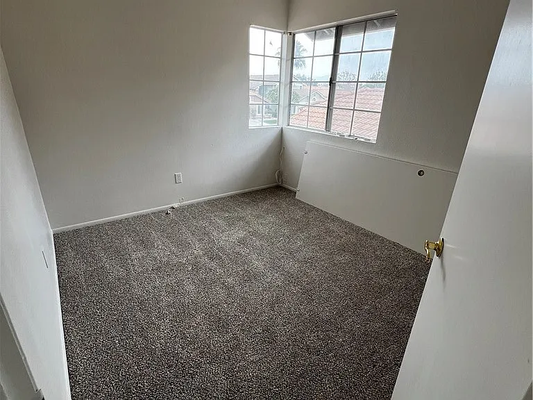 1195 Bautista Ln — Photo 14