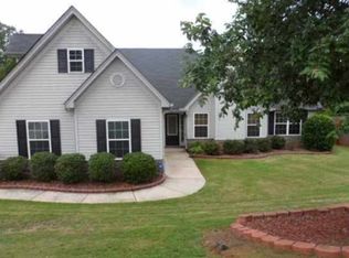 915 Jefferson Walk Cir, Jefferson, GA 30549