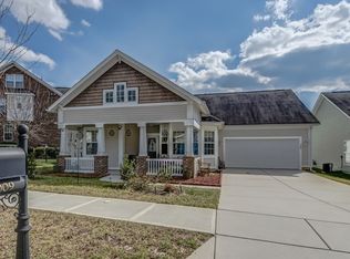 1009 Stonedown Ln, Matthews, NC 28104