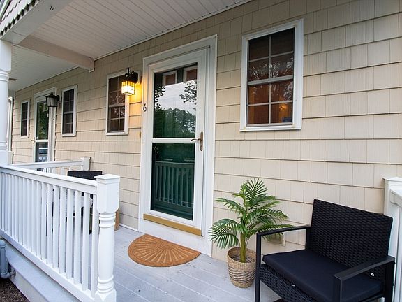 3rd image of 6 Sycamore Dr #6