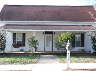 132 Vaughn St, Roanoke, AL 36274