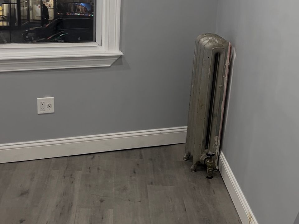 1st image of 220-23 Jamaica Ave #2