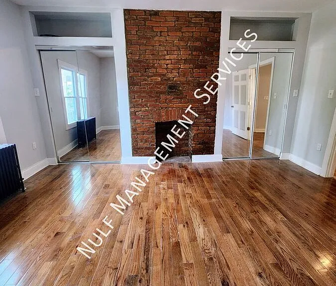 930 Portland St #1 — Photo 4