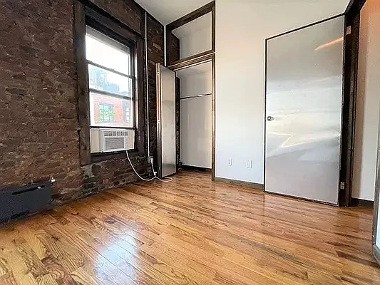 Rented by PocketBroker Inc | media 15