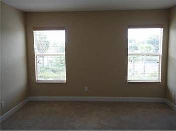 3rd image of 2565 SE Pineland Dr