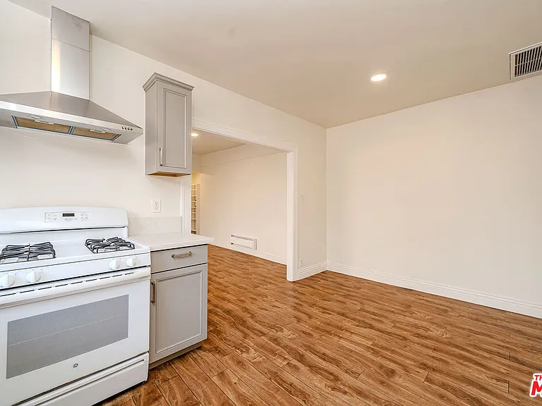 5430 Monroe St #1/2 — Photo 12