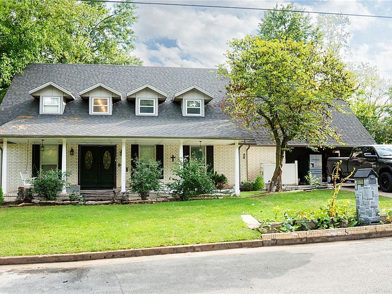 Listing photo 4