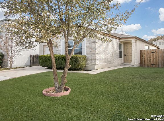2nd image of 3706 Candlecreek Ct