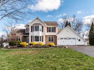 6 Coyote Run, Spencerport, NY 14559