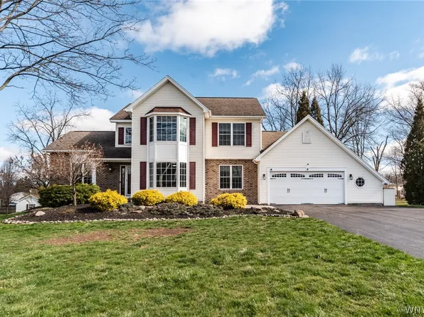 6 Coyote Run, Spencerport, NY 14559