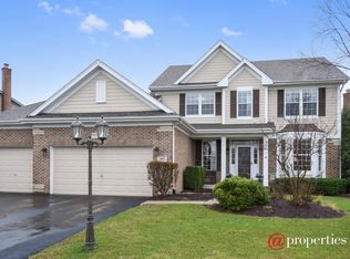 1465 Columbia Ln, Barrington, IL 60010