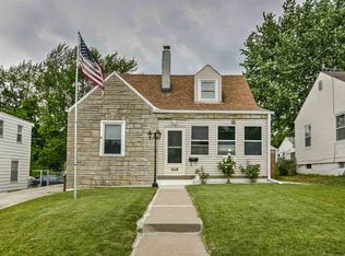 6046 S 35th St, Omaha, NE 68107