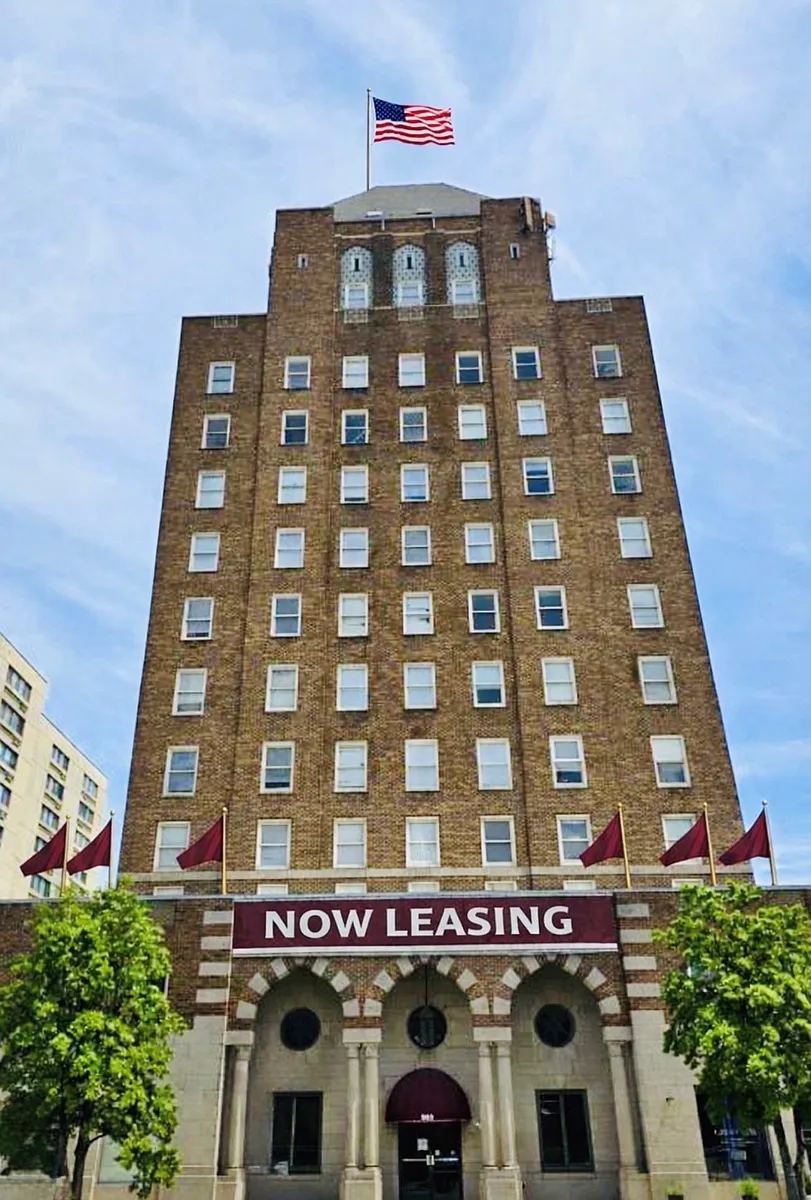 Building Photo - Kinston Hotel Apartments