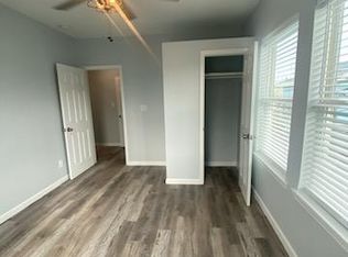 2815 Q1/2 #A, Galveston, TX 77550