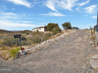 19980 E Horseshoe Ln, Mayer, AZ 86333