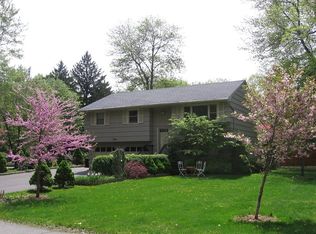 40 Gates Ave, Warren, NJ 07059