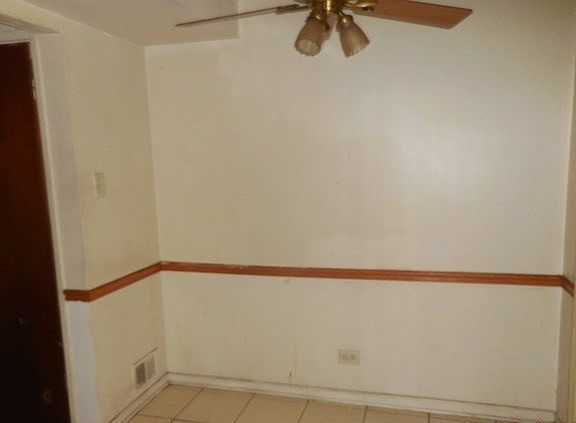 2nd image of 536 W 136th St