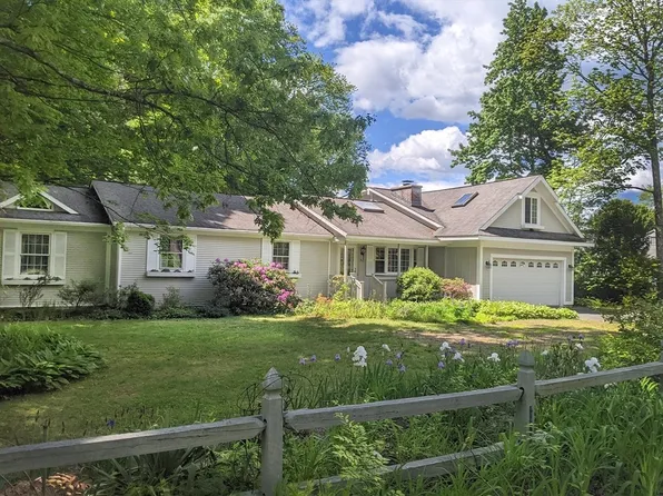 262 Loudville Rd, Easthampton, MA 01027