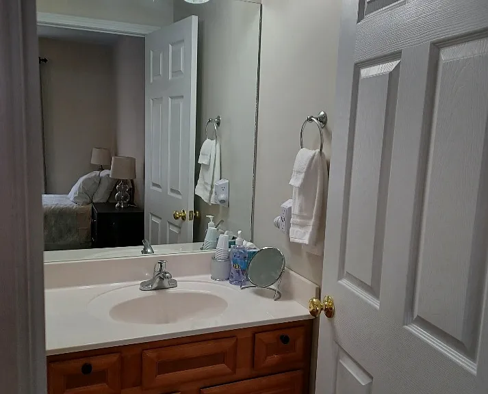 102 Jamestown Ct — Photo 13