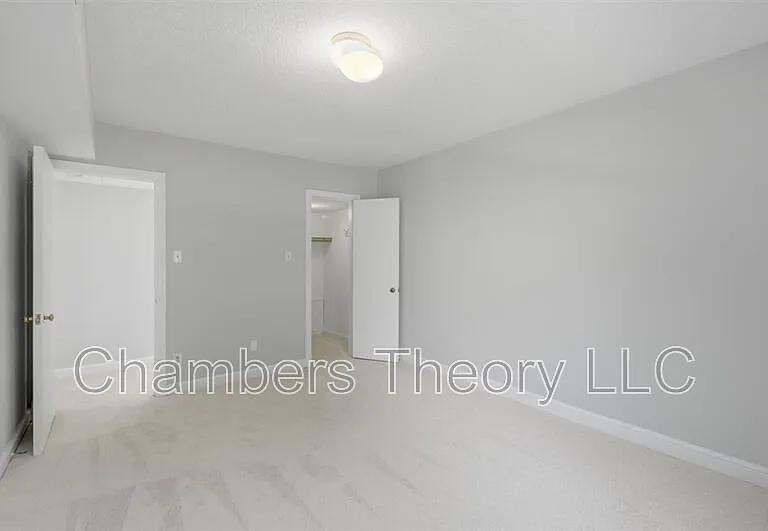2603 Arlington Blvd #102 — Photo 14