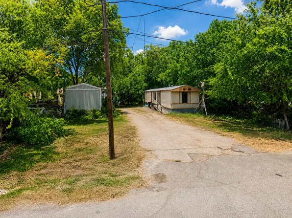 14433 Eagle Pass St, Houston, TX 77015