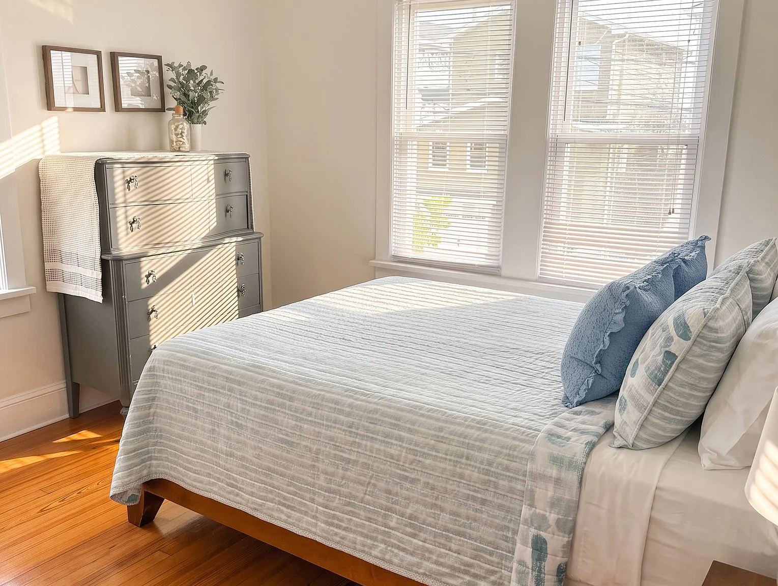 Winter Rental! Seaside Park - 3BR - 2ND Floor Unit - Parking - Waterfront — Photo 2