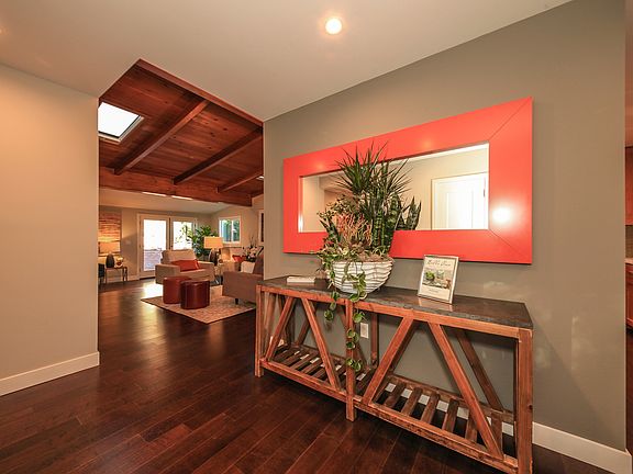 2nd image of 2635 Prospect Avenue