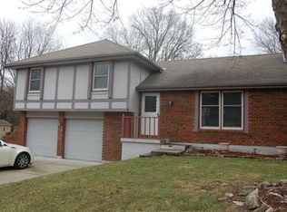13205 Overhill Rd, Grandview, MO 64030